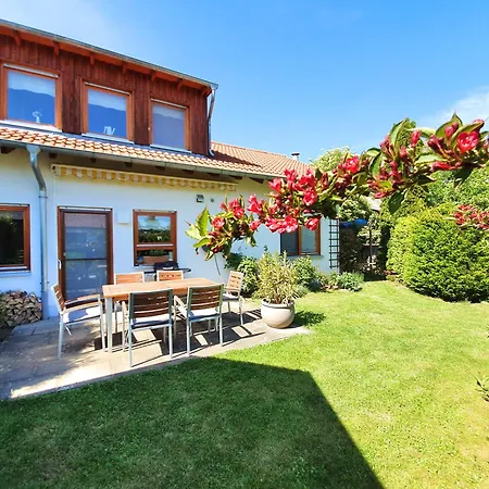 Ferienhaus Heckler Bad Camberg Esterno foto
