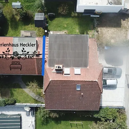 Ferienhaus Heckler Bad Camberg Esterno foto